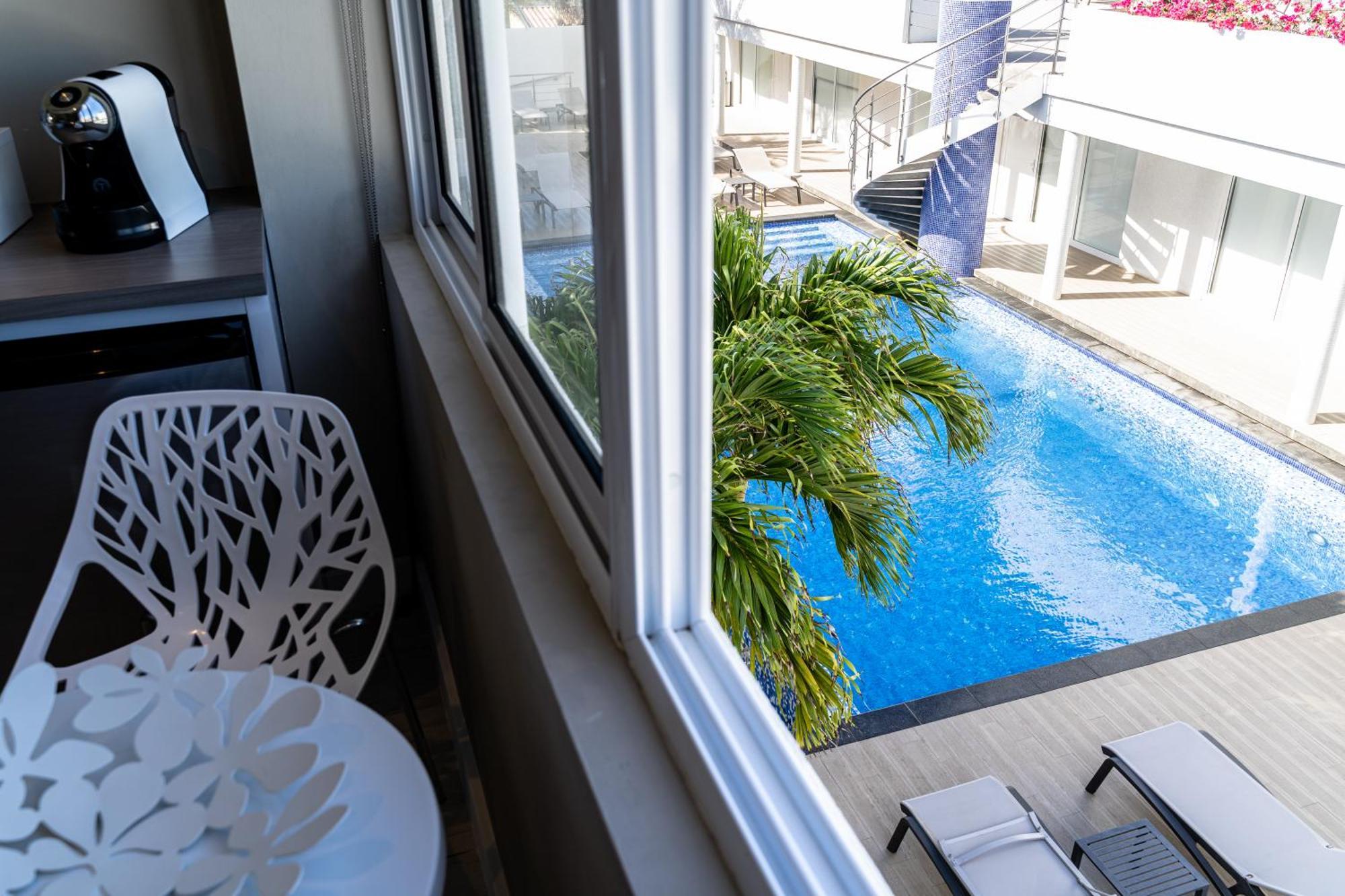 Ocean Z Boutique Hotel Palm Beach Eksteriør bilde